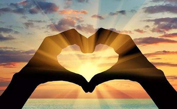 無私而幫了自己