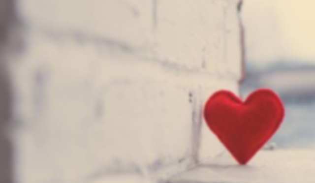 承認另一個人的優點會讓自己溫暖，盯住別人的缺點，你一生傷害的是你自己